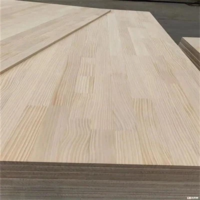 Radiata Pine Wood Board